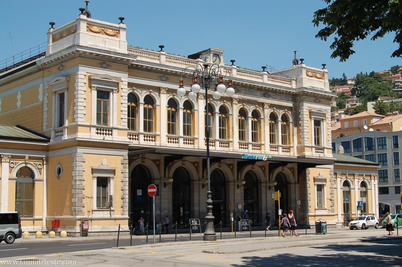 Hotel Tergeste Триест Экстерьер фото