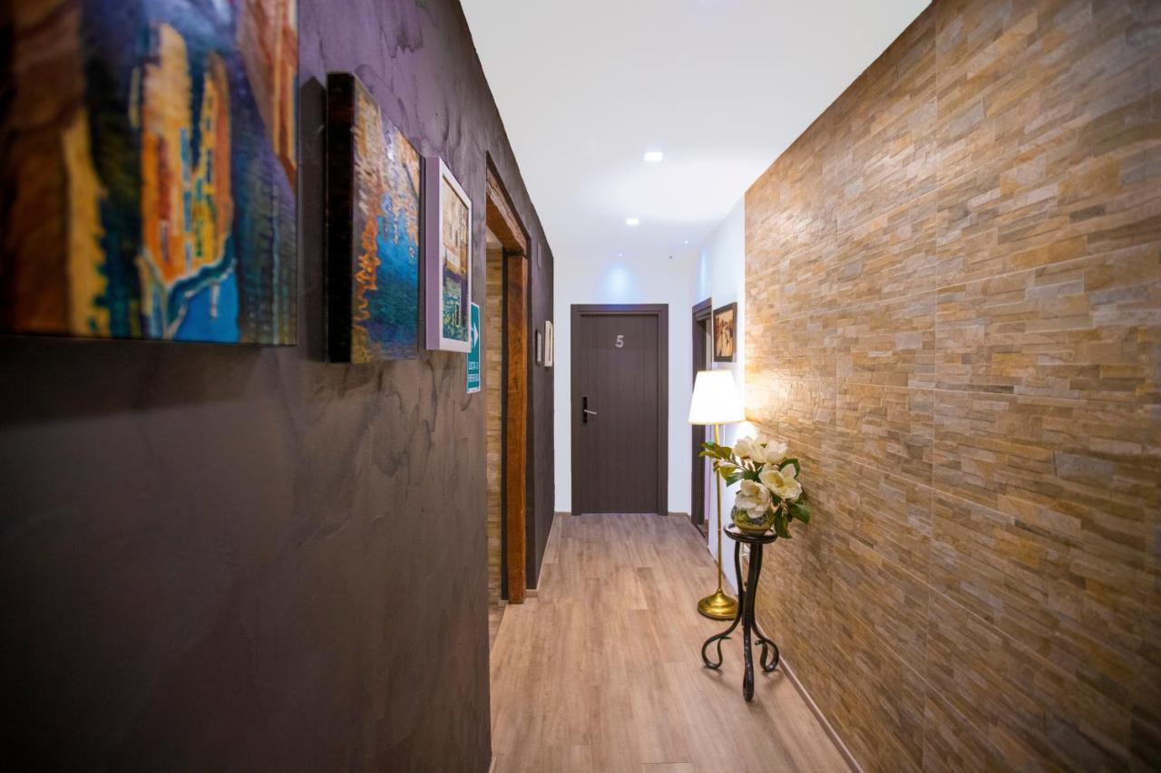 Hotel Tergeste Триест Экстерьер фото