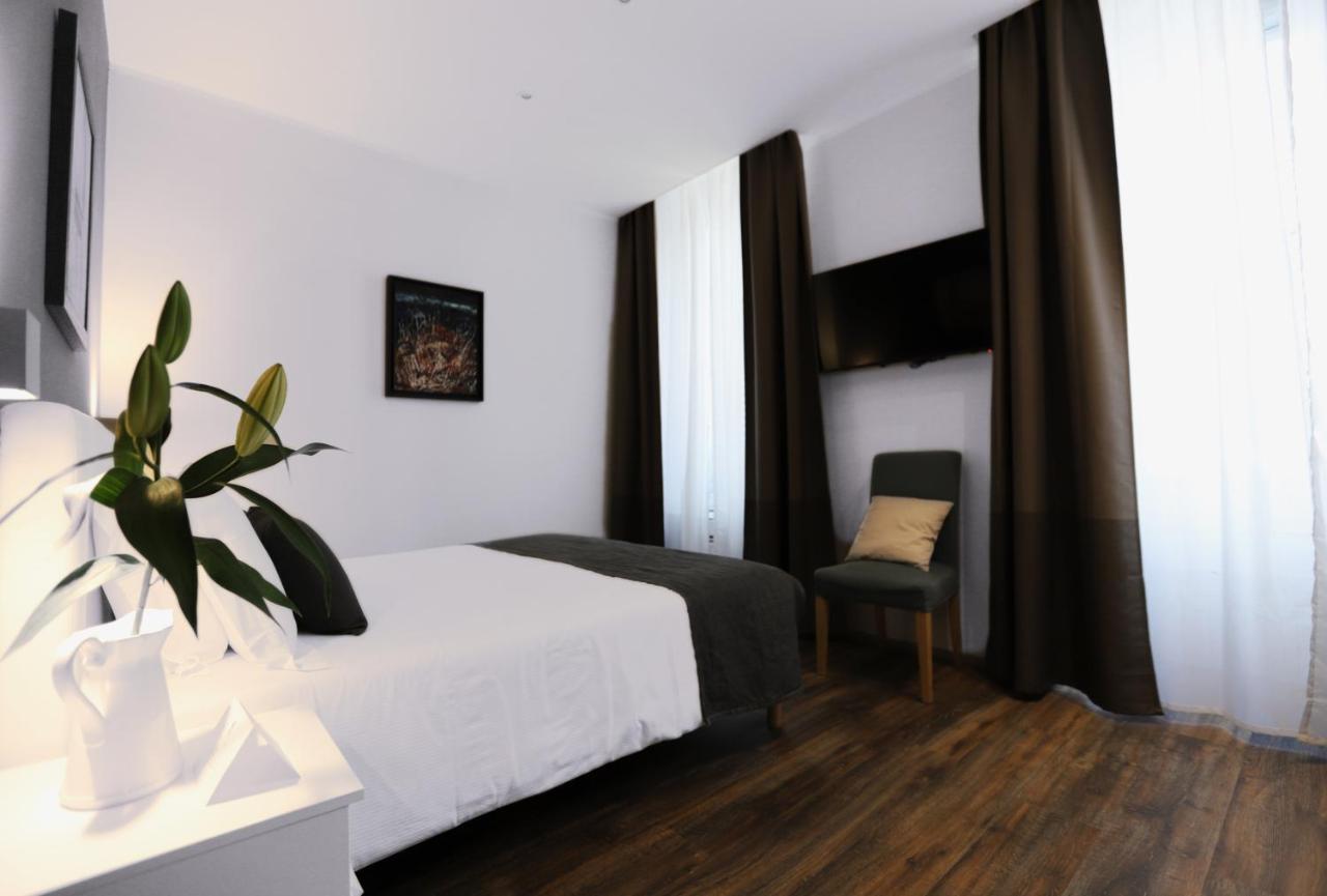 Hotel Tergeste Триест Экстерьер фото